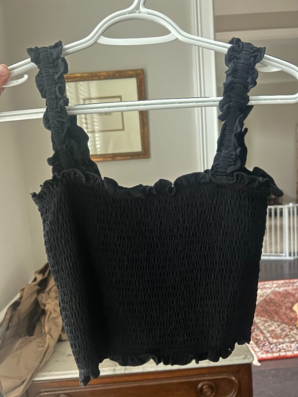 Black ruched cropped ruffle tank top
